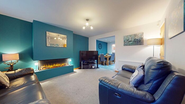 3 Bedroom Semi-Detached House For Sale In Sorrel Gardens, South Shields, NE34