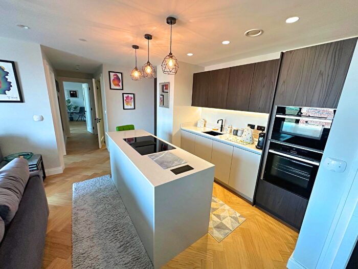 2 Bedroom Penthouse To Rent In Store Street, Manchester, Greater Manchester, M1