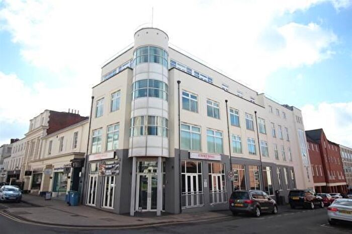 1 Bedroom Flat To Rent In The Glass House, Windsor Street, Leamington Spa, CV32