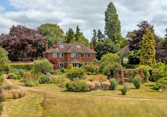 5 Bedroom Detached House For Sale In Golf Lane, Church Brampton, Northampton, NN6