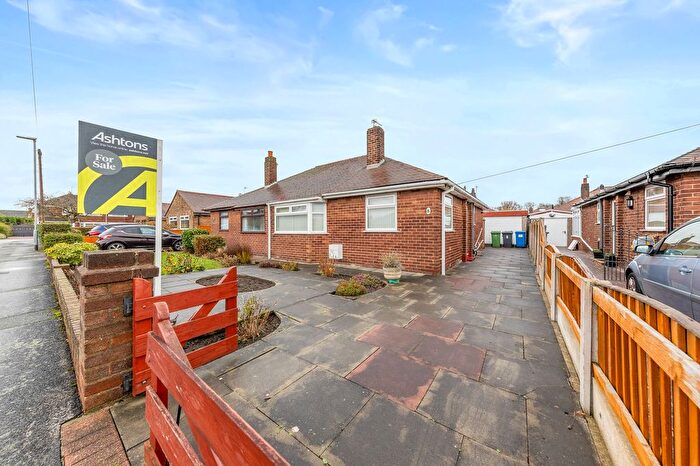 2 Bedroom Semi-Detached House For Sale In Thorn Road, Paddington, WA1