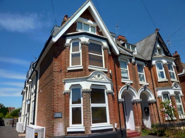 1 Bedroom Ground Maisonette To Rent In Winchester Road, Southampton, SO16