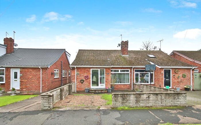 3 Bedroom Semi-Detached Bungalow For Sale In Glebe Drive, Bilton, Hull, HU11