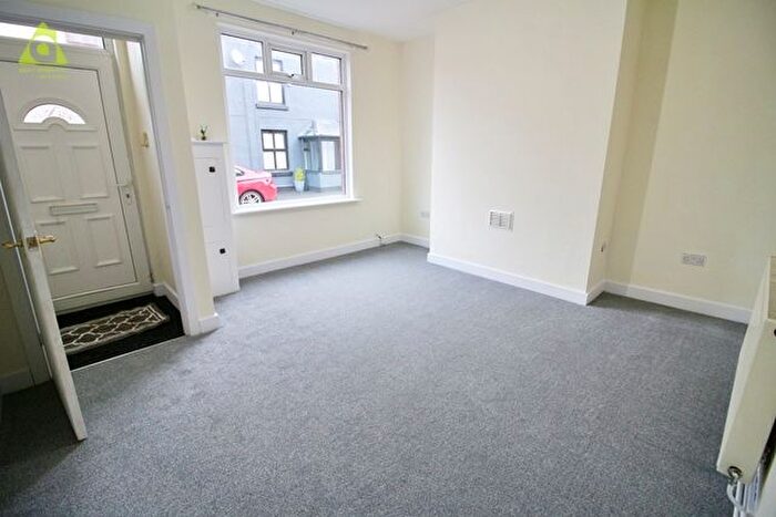 2 Bedroom Semi-Detached House To Rent In Marsh Street, Westhoughton, BL5