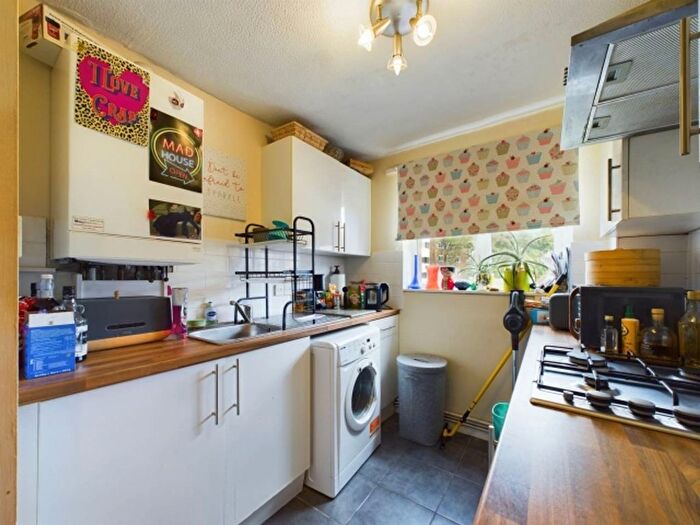 1 Bedroom Flat To Rent In Parish Gate Drive, Sidcup, DA15