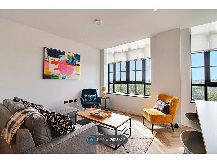 2 Bedroom Flat To Rent In Almond Block, York, YO31