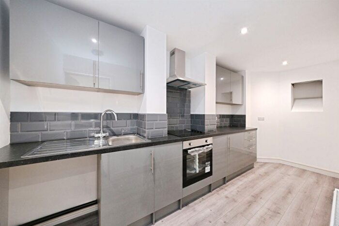 3 Bedroom Terraced House For Sale In Nottingham Road, Belper, DE56