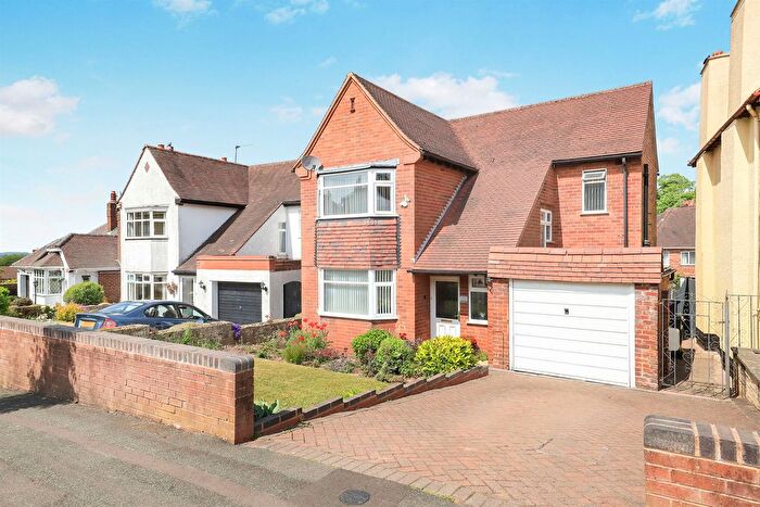 3 Bedroom Detached House For Sale In Buttons Farm Road, Penn, Wolverhampton, WV4