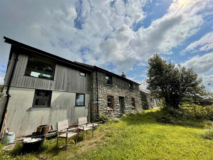 4 Bedroom Detached House For Sale In Banc-Y-Darren, Aberystwyth, SY23