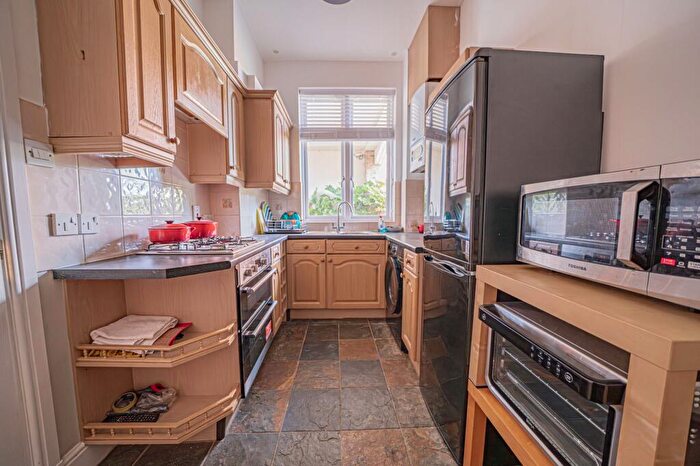 2 Bedroom Apartment For Sale In Tredington Park, Hatton Park, CV35