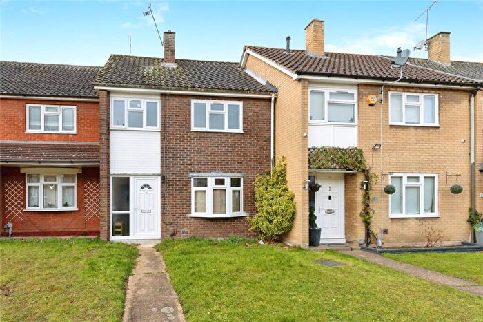 3 Bedroom Terraced House For Sale In Long Lynderswood, Basildon, Essex, SS15