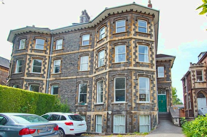 2 Bedroom Flat To Rent In Elmdale Road, Clifton, Bristol, BS8