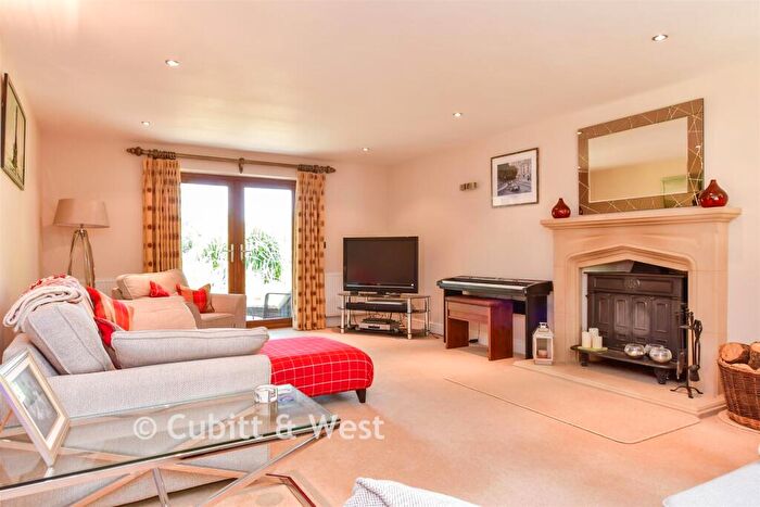 6 Bedroom Detached House For Sale In Stall House Lane, North Heath, Pulborough, West Sussex, RH20