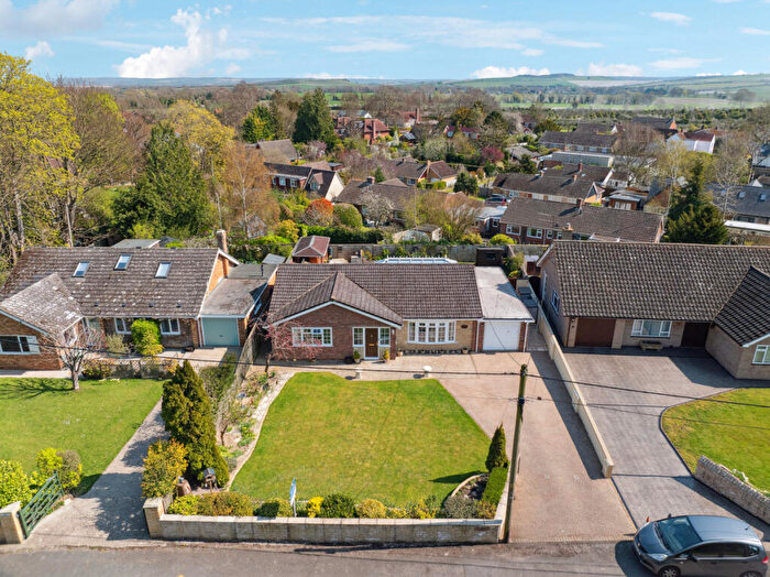 3 Bedroom Detached Bungalow For Sale In Prospect Road, Upton, OX11