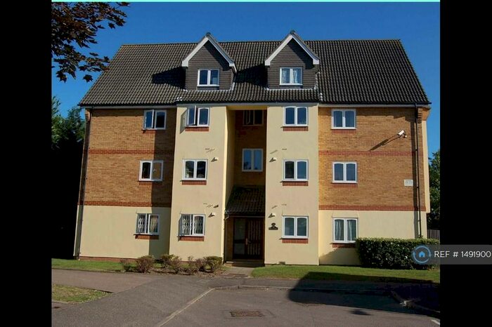 2 Bedroom Flat To Rent In Hartley Court, Mitcham, CR4