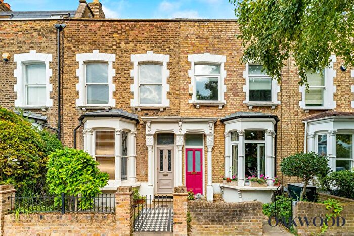 3 Bedroom Terraced House For Sale In Aden Grove, Stoke Newington, N16
