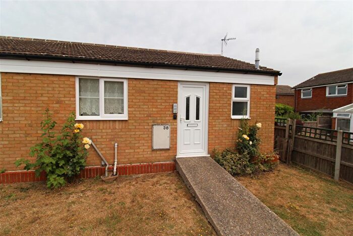 1 Bedroom Bungalow For Sale In Highfields View, Herne Bay, CT6