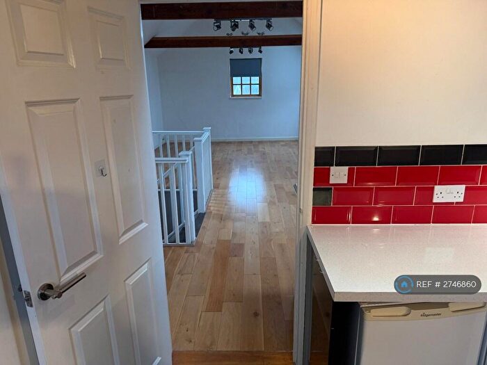 2 Bedroom Detached House To Rent In Kimberley Road, Colchester, CO1