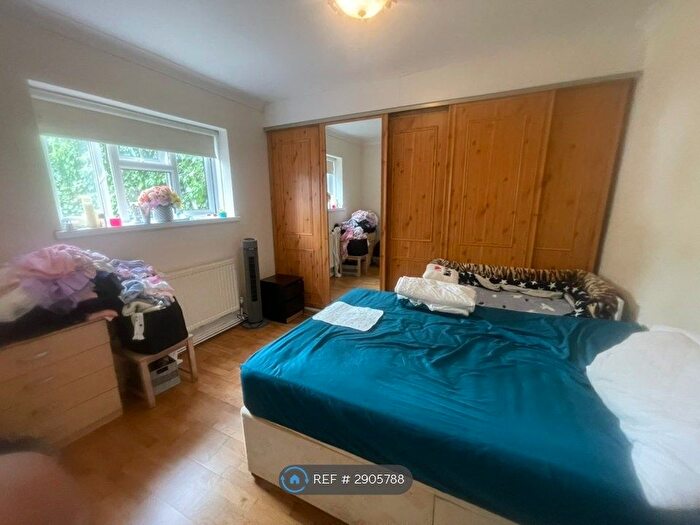 1 Bedroom Maisonette To Rent In Witherston Way, London, SE9