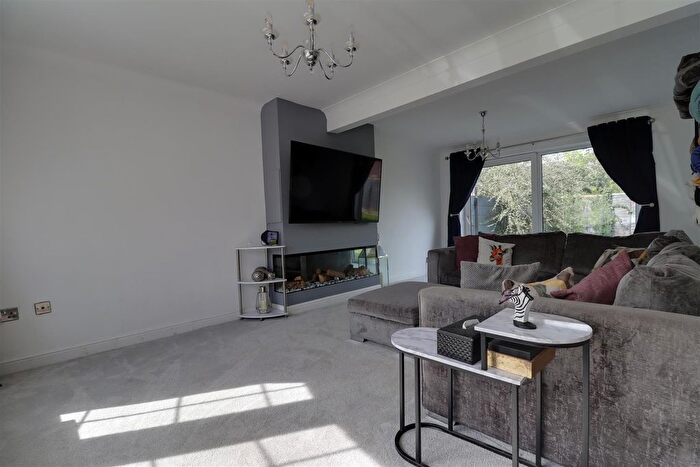 5 Bedroom Detached House For Sale In Cheriton Way, Wistaston, Crewe, CW2