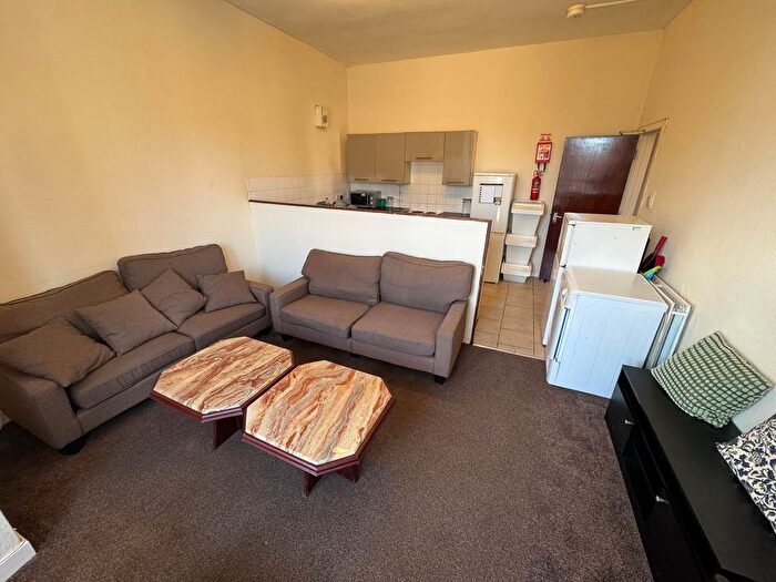 5 Bedroom Flat To Rent In D, Step Row, Dundee, DD2