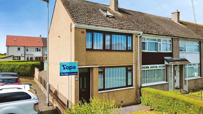 3 Bedroom End Of Terrace House For Sale In Laidlaw Gardens, Glasgow, G71