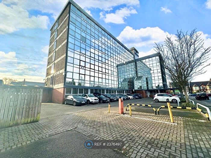 1 Bedroom Flat To Rent In Roberts House, Altrincham, WA14
