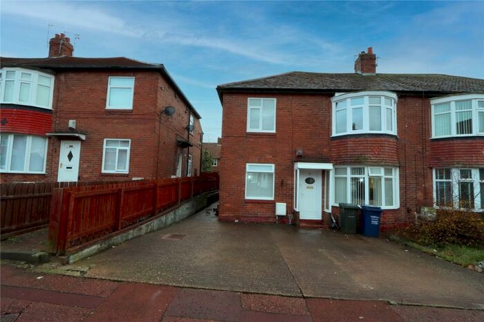 2 Bedroom Flat To Rent In Bingfield Gardens, Newcastle Upon Tyne, Tyne And Wear, NE5