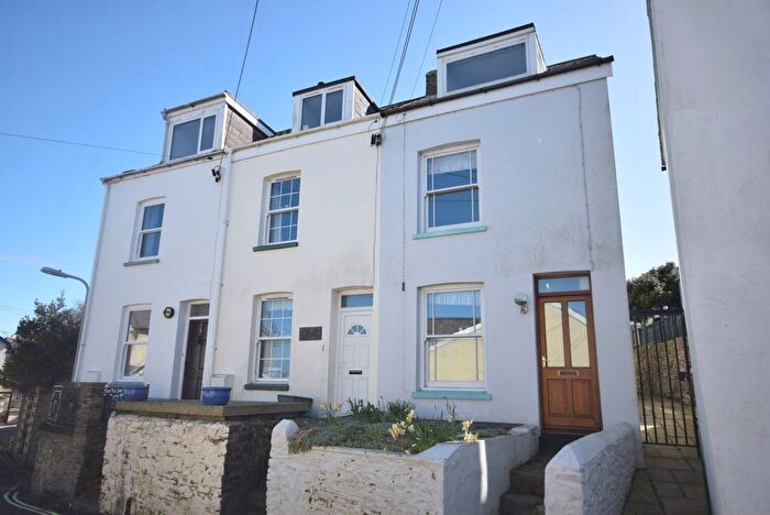 2 Bedroom Property To Rent In North Street, Northam, Devon, EX39