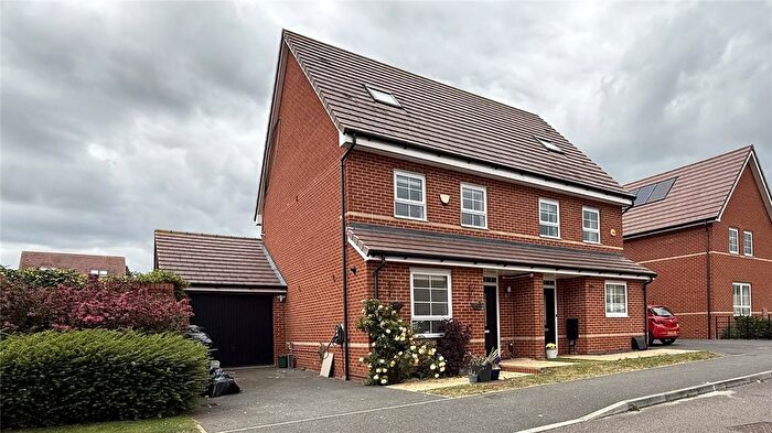 3 Bedroom Semi-Detached House To Rent In Wentworth Road, Stanford-Le-Hope, Essex, SS17