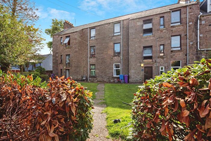 3 Bedroom Flat For Sale In Montrose Street, Brechin, Angus, DD9