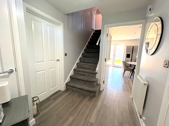 4 Bedroom Detached House For Sale In Aberdeen Close, Swadlincote, DE11