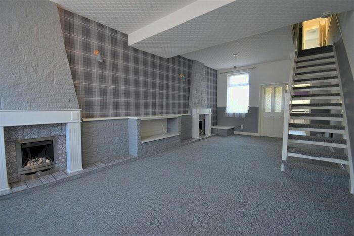 3 Bedroom Terraced House To Rent In Stanley Street, Grimsby, Lincolnshire, DN32