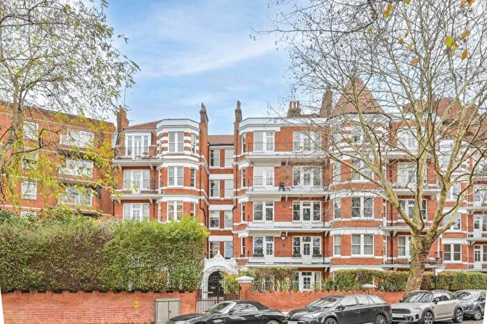 2 Bedroom Flat To Rent In Cremorne Road, London, SW10