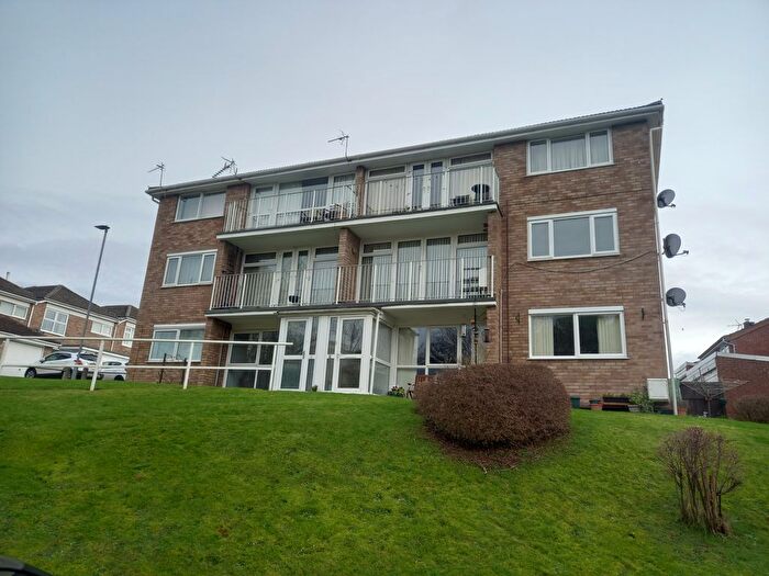 2 Bedroom Flat To Rent In Penyard Court, Ross On Wye, Ross-On-Wye, HR9