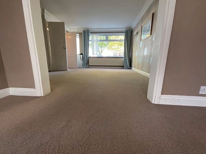 3 Bedroom Semi-Detached House To Rent In Angrove Close, Yarm, TS15