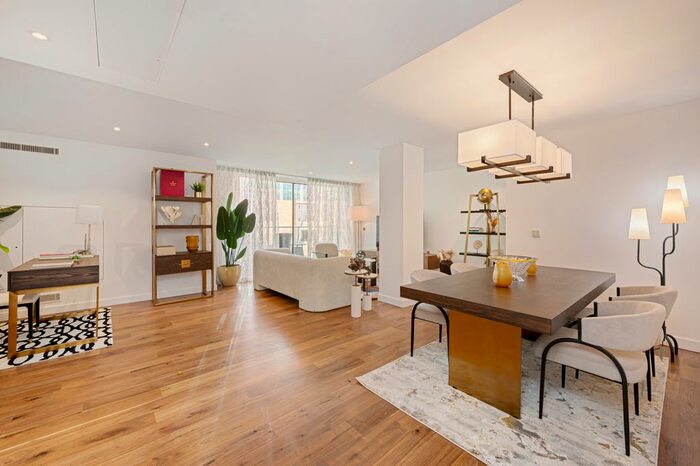 2 Bedroom Flat To Rent In Bolsover Street, London, W1W