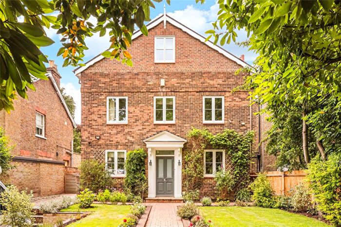 6 Bedroom Detached House For Sale In The Avenue, St Margarets, Twickenham, TW1
