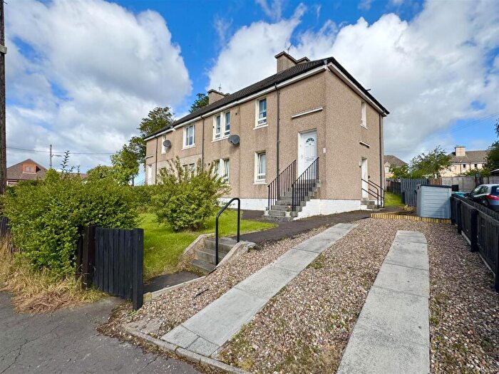 2 Bedroom Flat For Sale In Whitelaw Avenue, Glenboig, ML5
