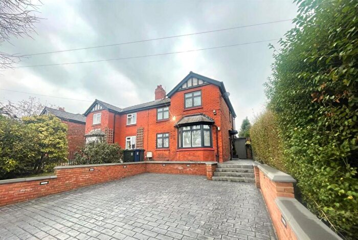 3 Bedroom Semi-Detached House For Sale In Tower Hill, Ormskirk, L39