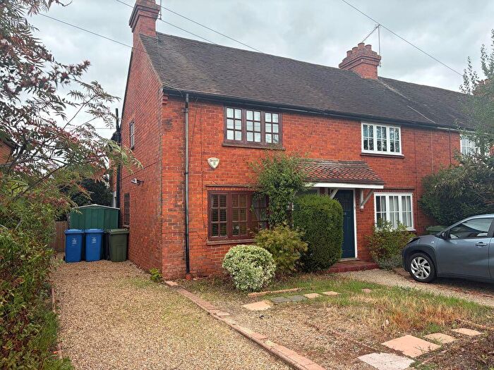 3 Bedroom End Of Terrace House To Rent In Maidenhead Road, Cookham, SL6