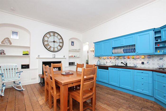 3 Bedroom House To Rent In Rivers Street, Bath, BA1