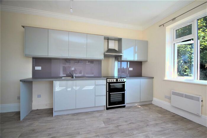 1 Bedroom Apartment To Rent In Broadwater Road, Worthing, West Sussex, BN14