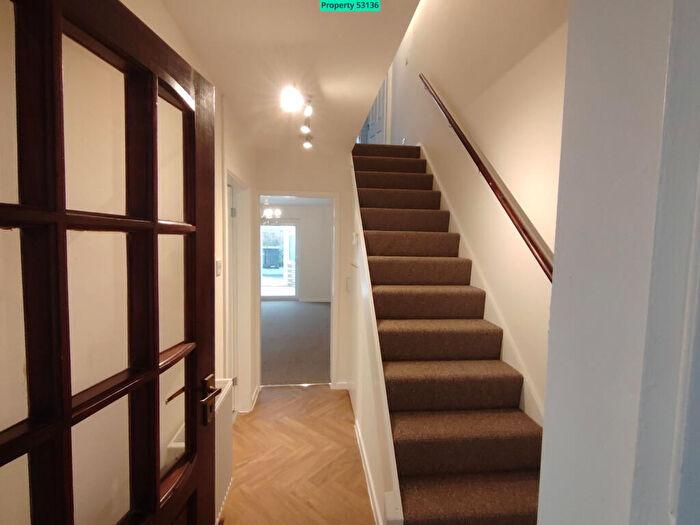 2 Bedroom End Of Terrace House To Rent In Dobbs Mill Close, Selly Park, Birmingham, B29