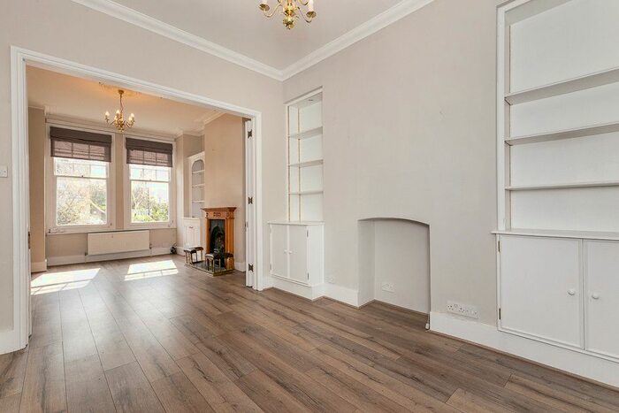 4 Bedroom Terraced House To Rent In Chesson Road, Fulham, W14