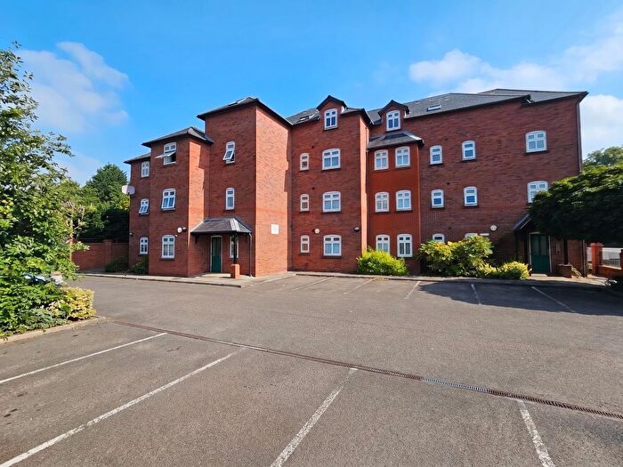 2 Bedroom Flat For Sale In Thornedge, Timperley, Altrincham, WA15
