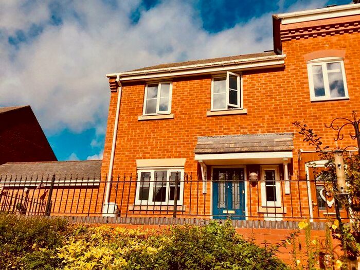 3 Bedroom Semi-Detached House To Rent In Emperor Place, Waterside Grange, Kidderminster, DY10