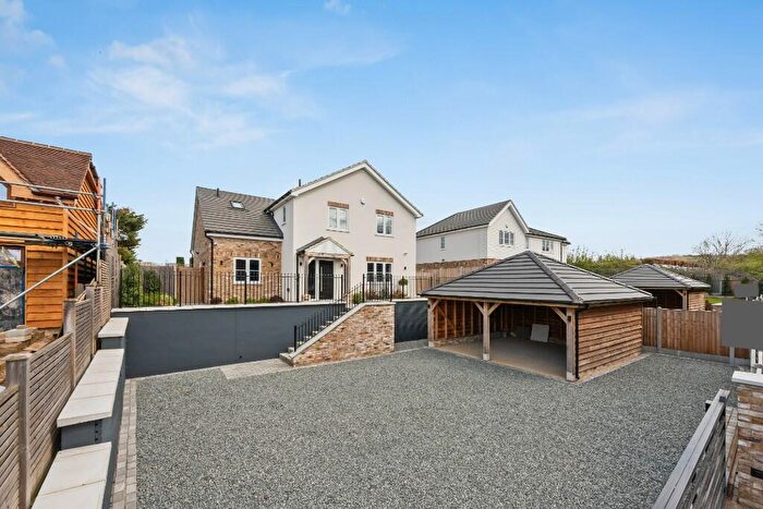 5 Bedroom Detached House For Sale In Mott Street, Waltham Abbey, Essex, E4