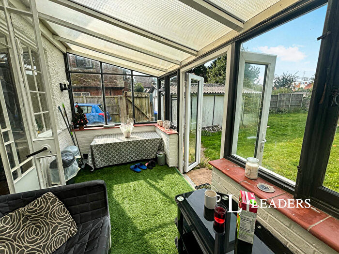 2 Bedroom Flat To Rent In Downview Road, Worthing, BN11
