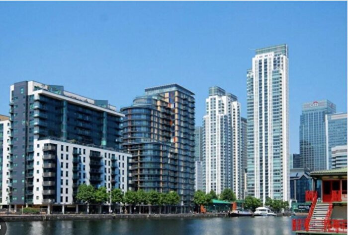 2 Bedroom Apartment To Rent In Millharbour, London, E14